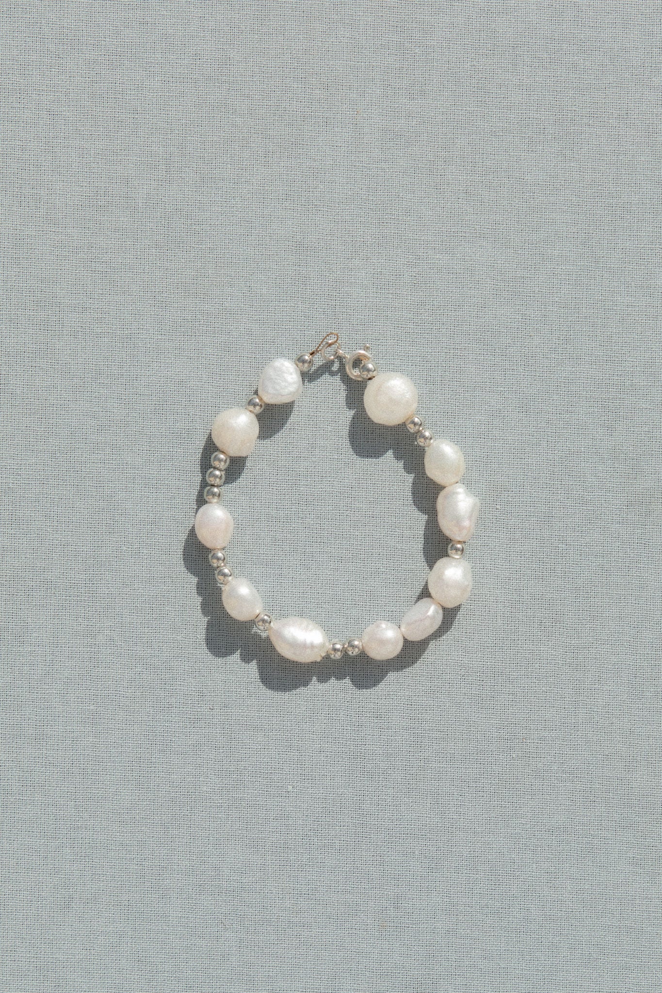 Morning Tide Pearl Bracelet