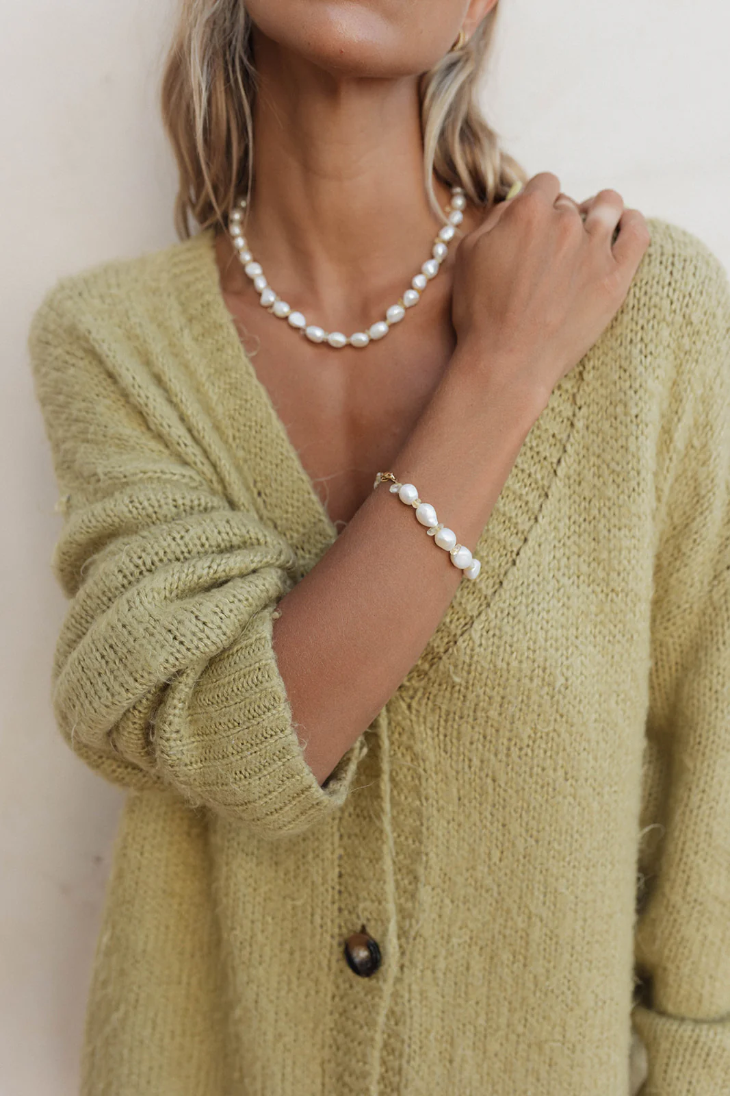 Daybreak Pearl Bracelet - Image 5