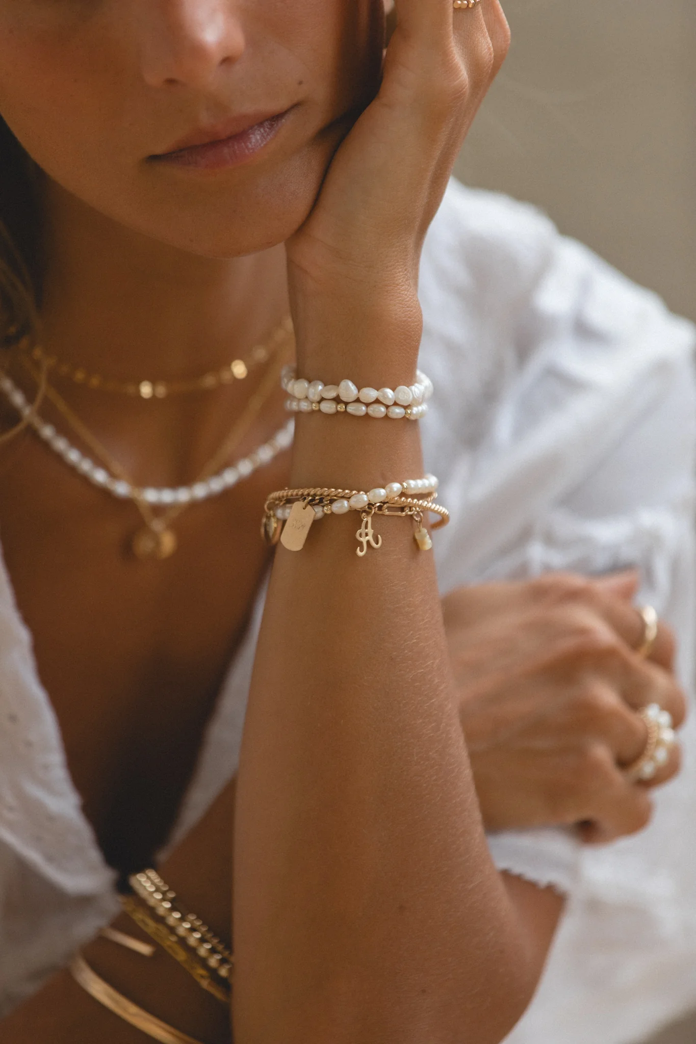 Elastic Pearl Bracelet - Image 2