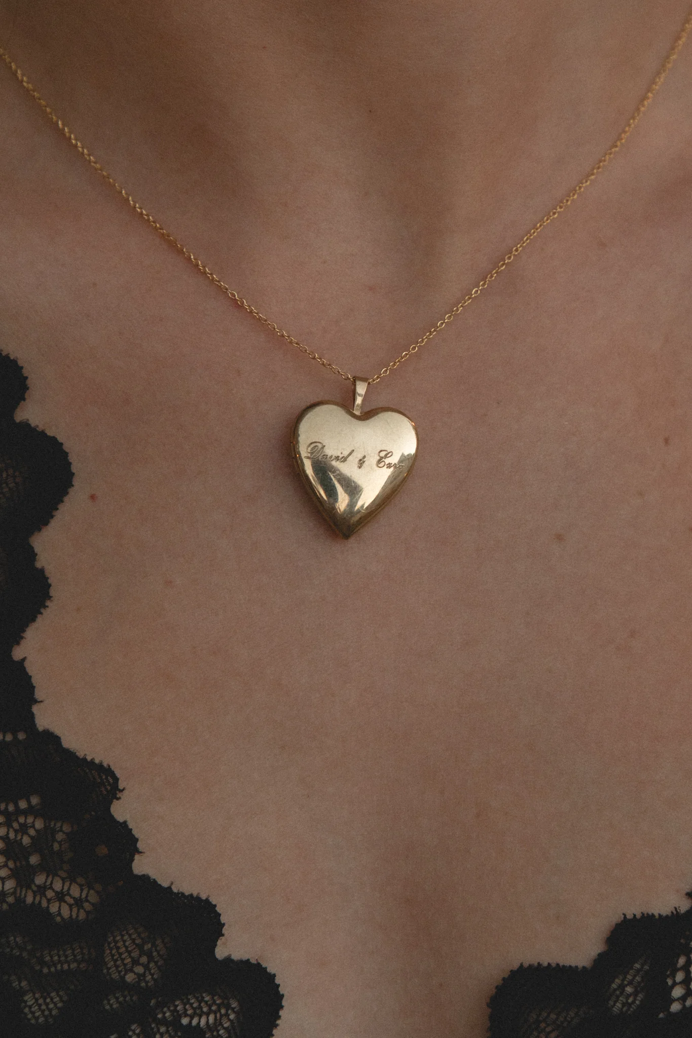 Engraved Ella Luxe Locket - Image 8