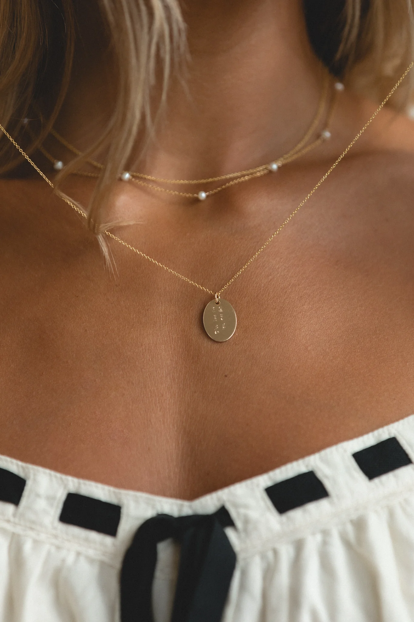 Engraved Handwriting Oval Necklace - Image 4