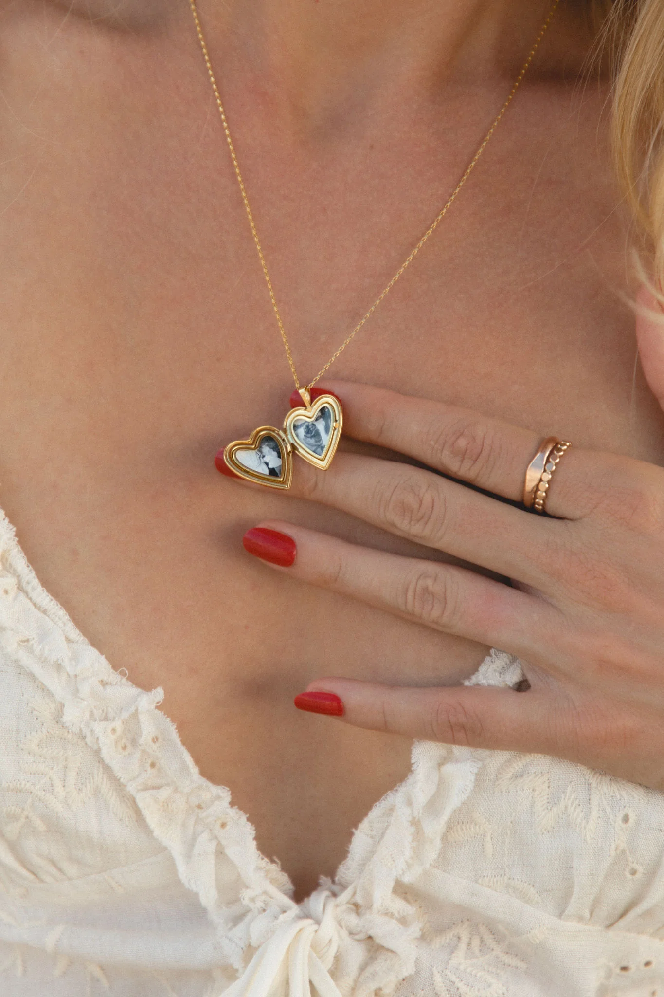 Luxe Rhinestone Heart Locket - Image 3