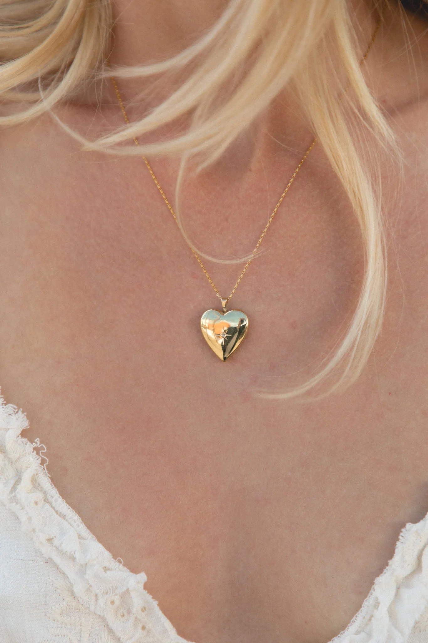 Luxe Rhinestone Heart Locket - Image 5