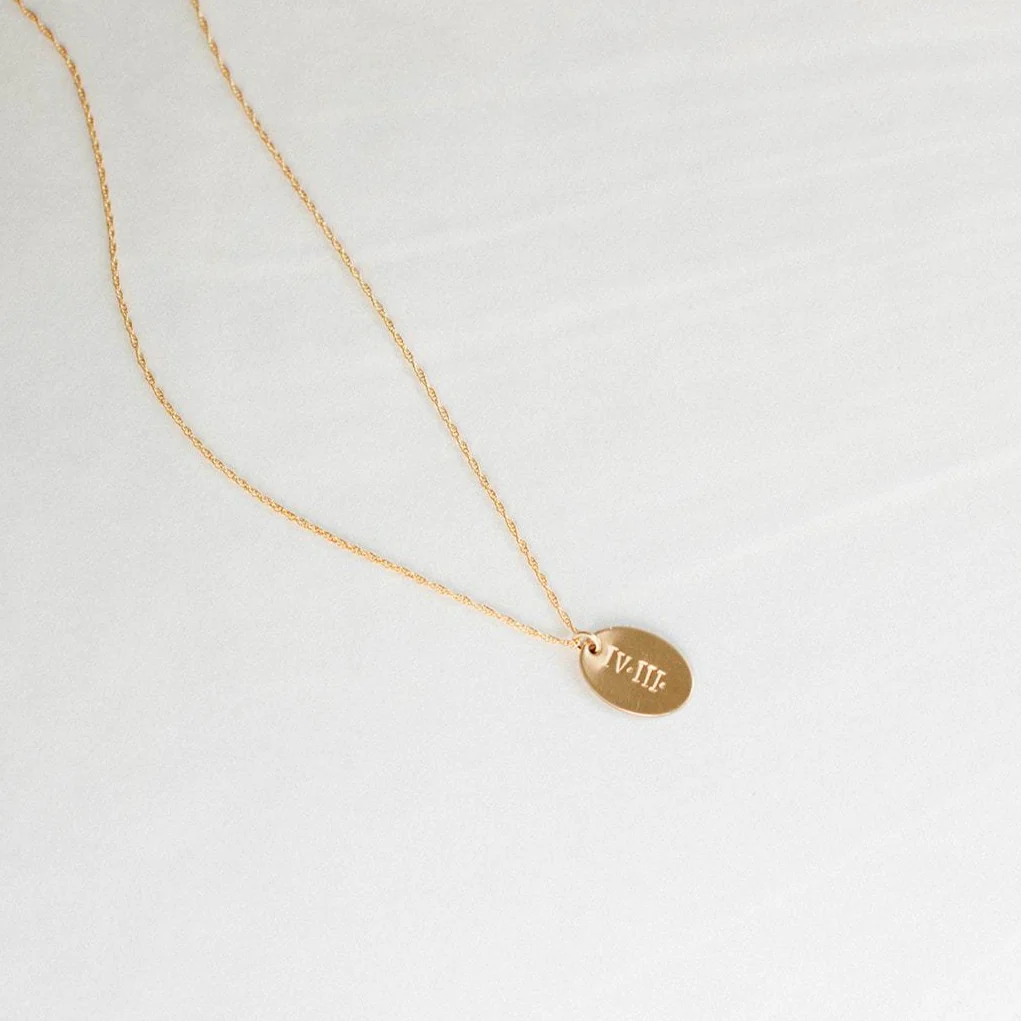 Oval Pendant Necklace - Image 4
