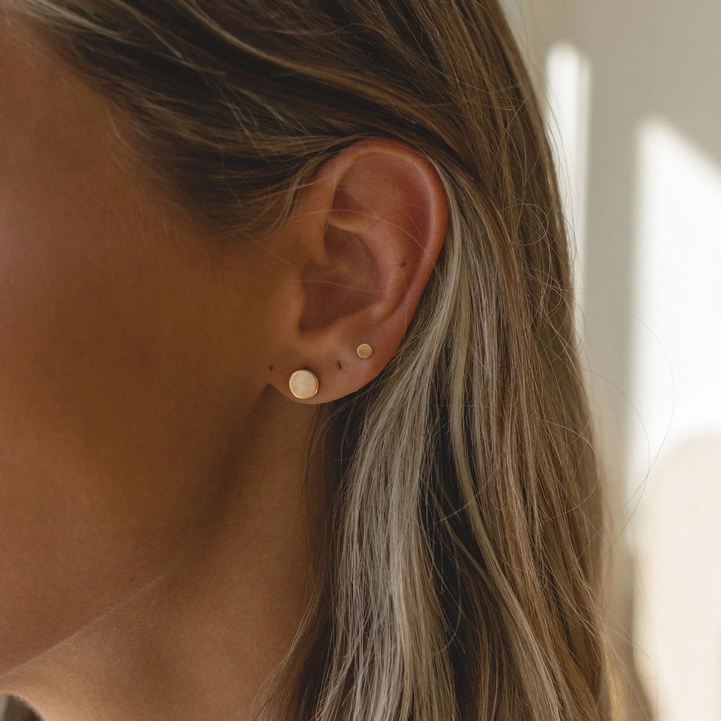 Simple Small Studs - Image 3