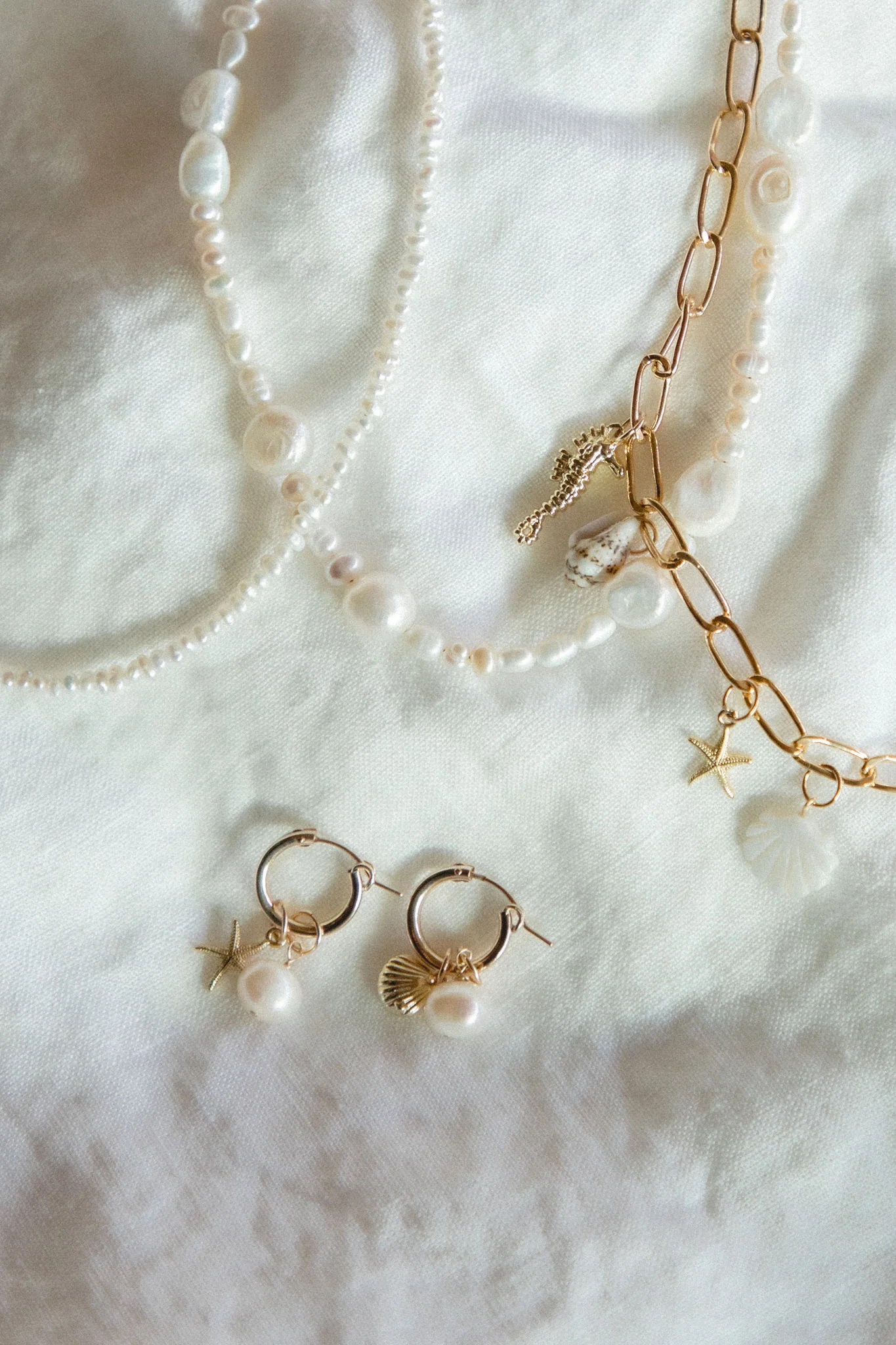 Small California Coast Pearl Necklace - Image 4